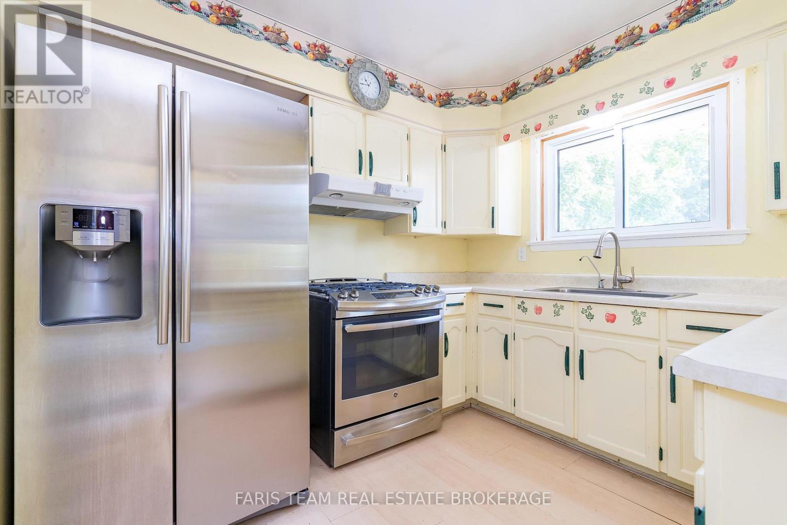 2597 George Johnston Road, Springwater, ON - Indoor Photo Showing Kitchen