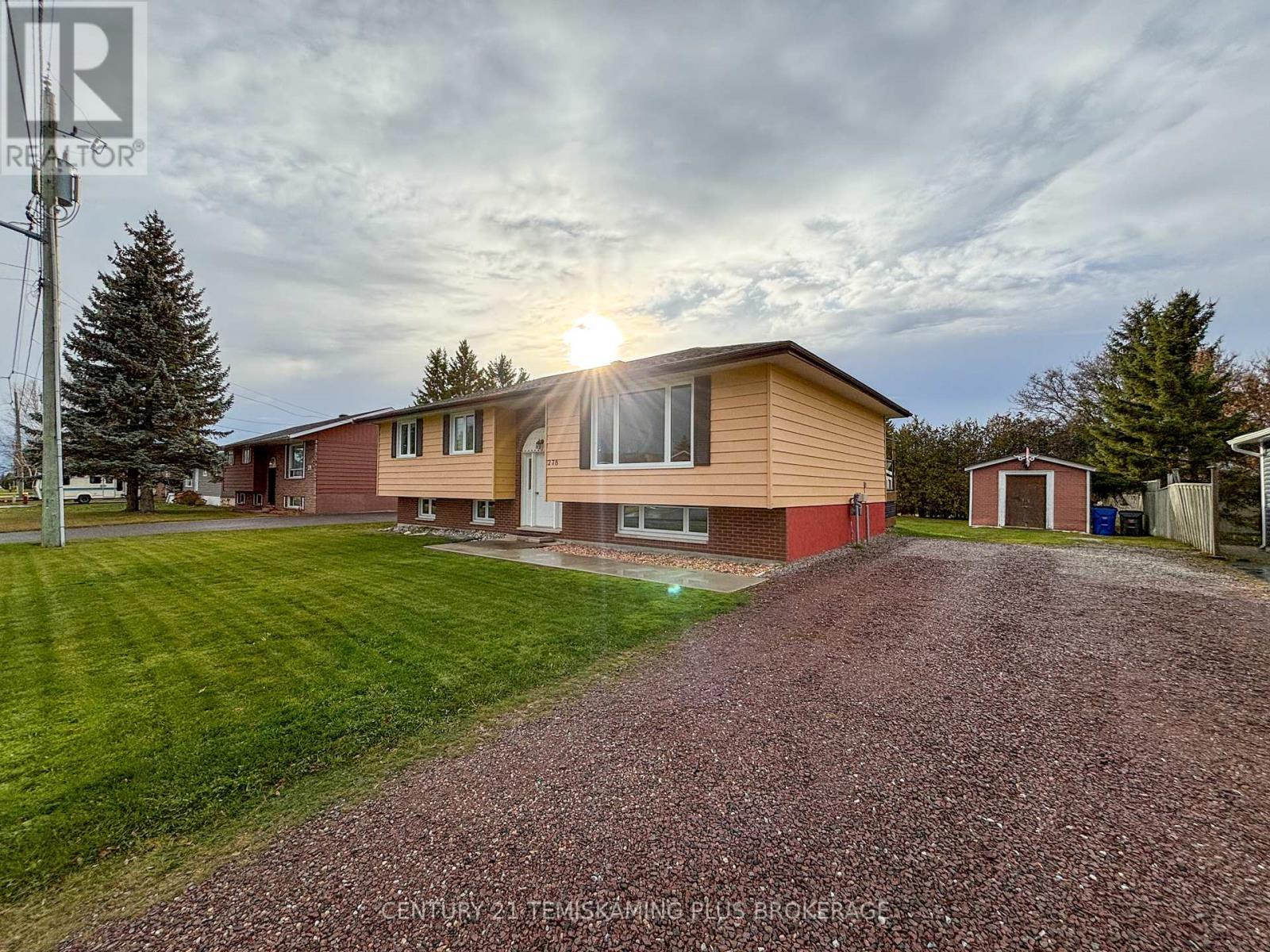 278 Laurette Street, Temiskaming Shores (New Liskeard), ON - Outdoor