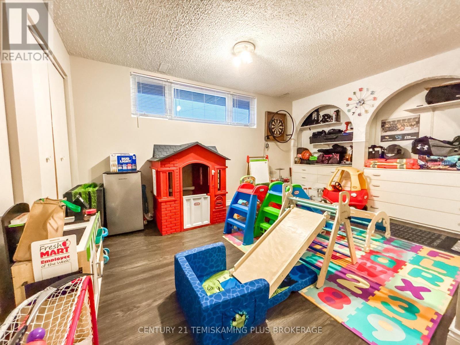 278 Laurette Street, Temiskaming Shores (New Liskeard), ON - Indoor Photo Showing Other Room
