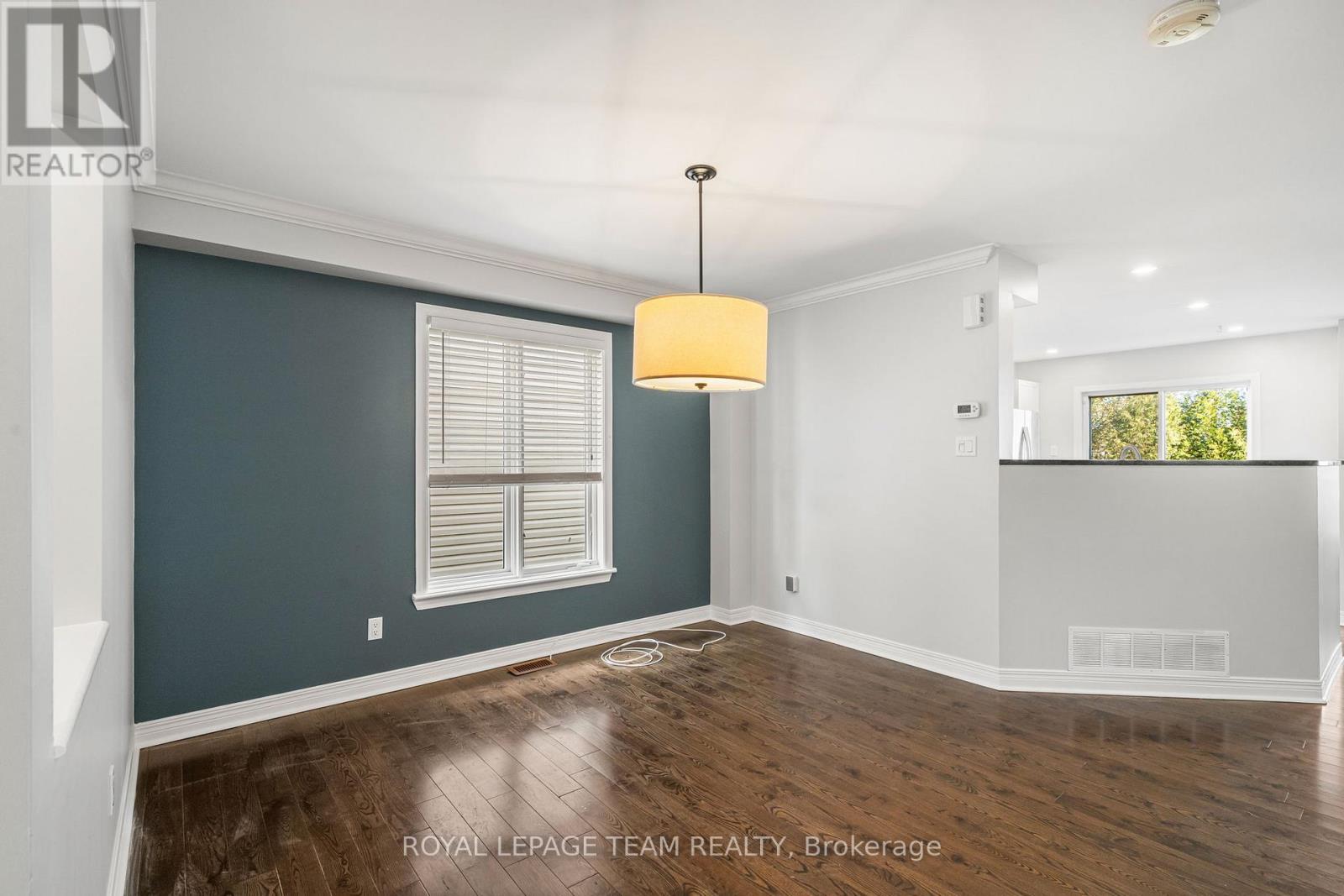 7 San Mateo Drive, Ottawa, ON - Indoor Photo Showing Other Room