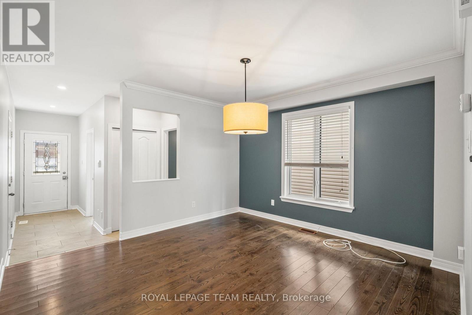 7 San Mateo Drive, Ottawa, ON - Indoor Photo Showing Other Room