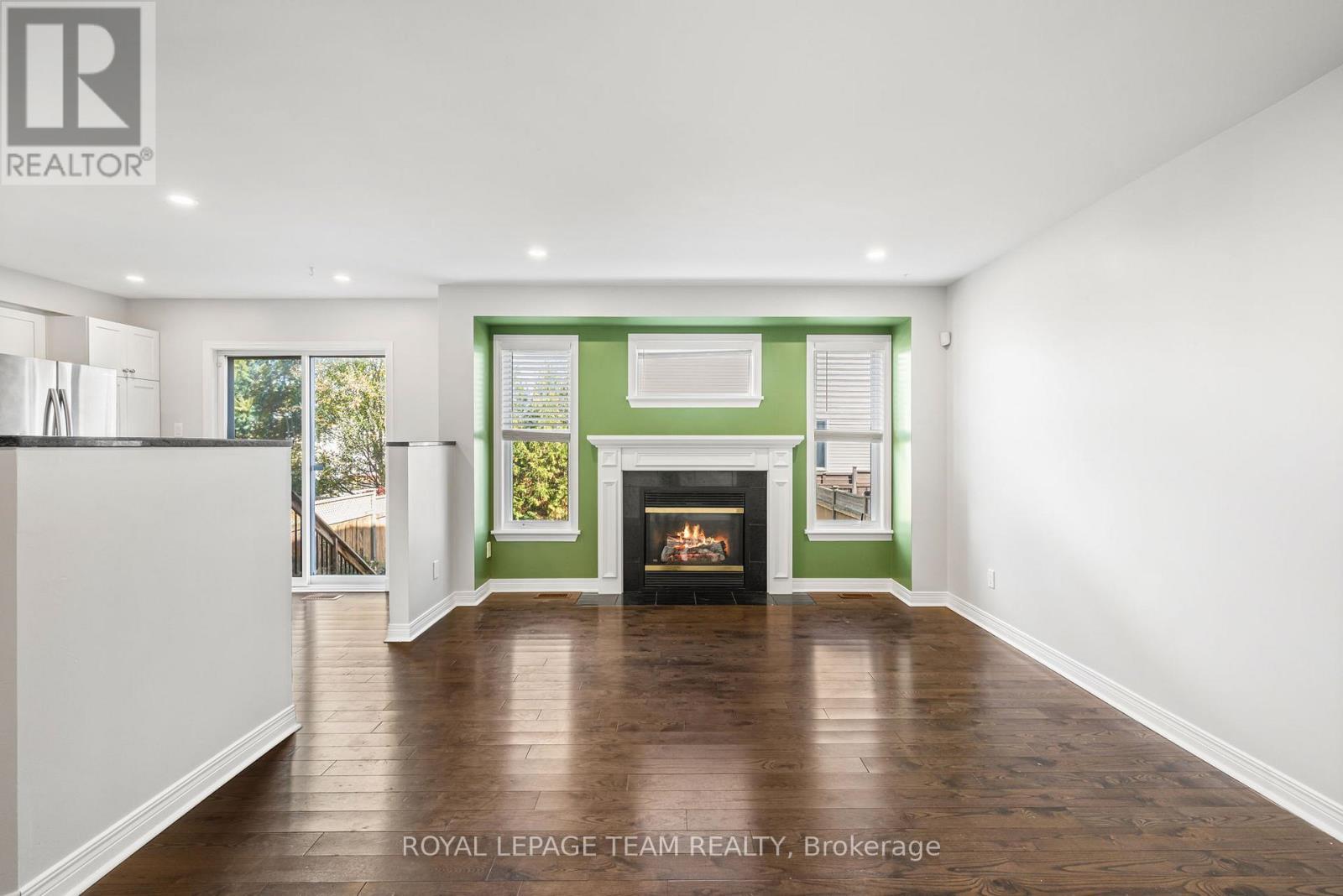 7 San Mateo Drive, Ottawa, ON - Indoor Photo Showing Other Room With Fireplace