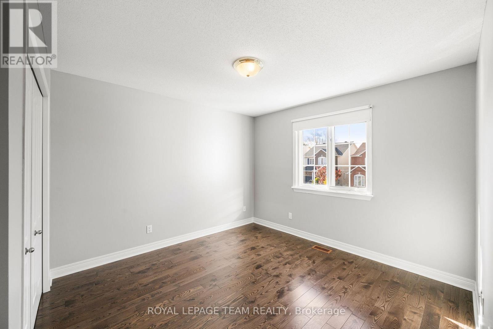 7 San Mateo Drive, Ottawa, ON - Indoor Photo Showing Other Room