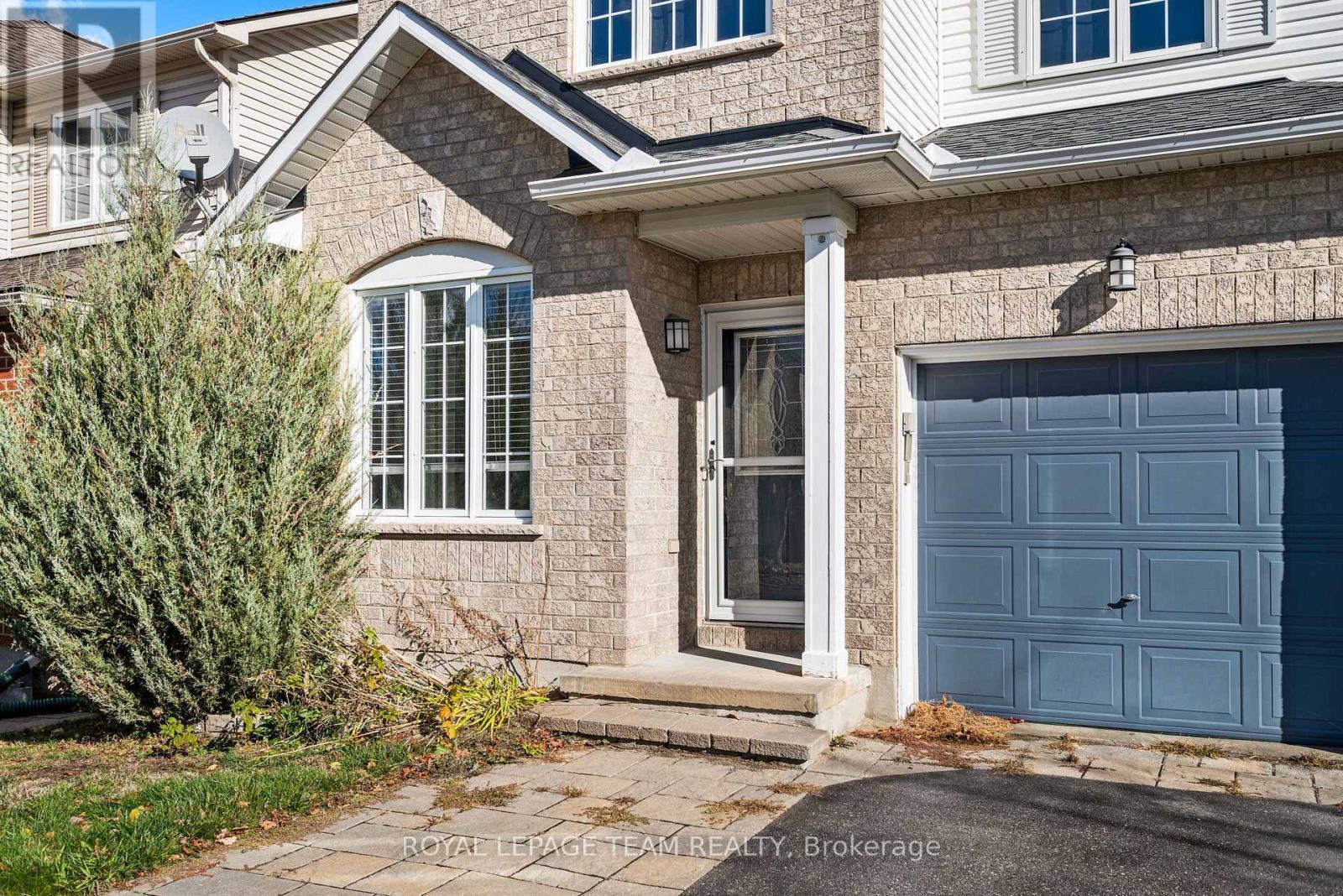 7 San Mateo Drive, Ottawa, ON - Outdoor