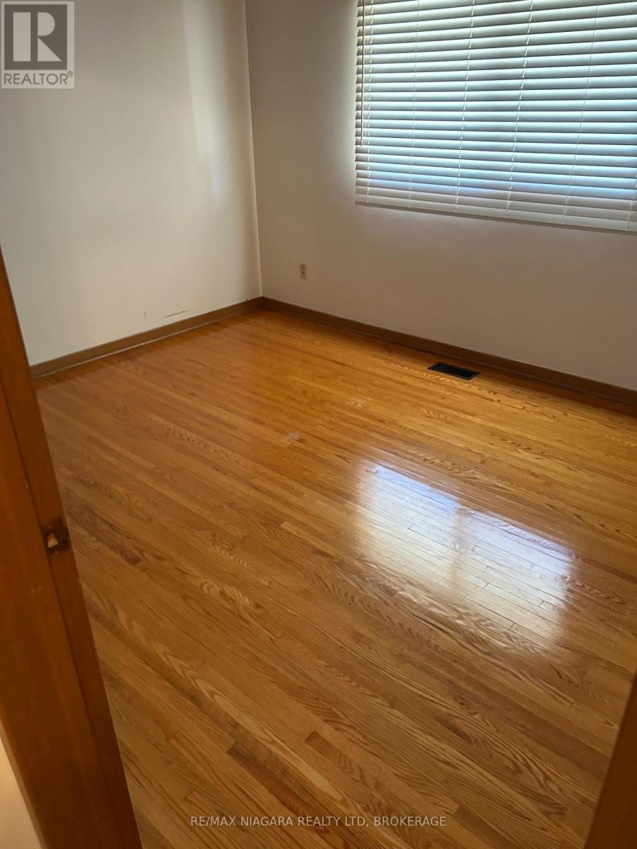 B/R 3 - 4367 Maplewood Avenue W, Niagara Falls (Morrison), ON - Indoor Photo Showing Other Room