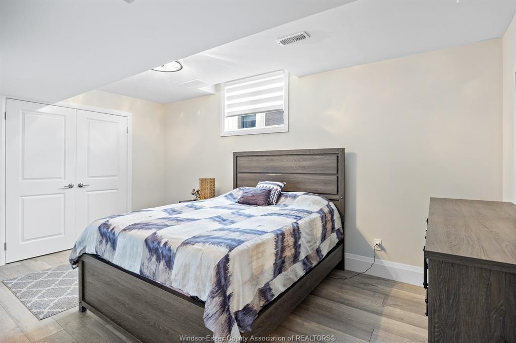 6 Woodland, Kingsville, ON