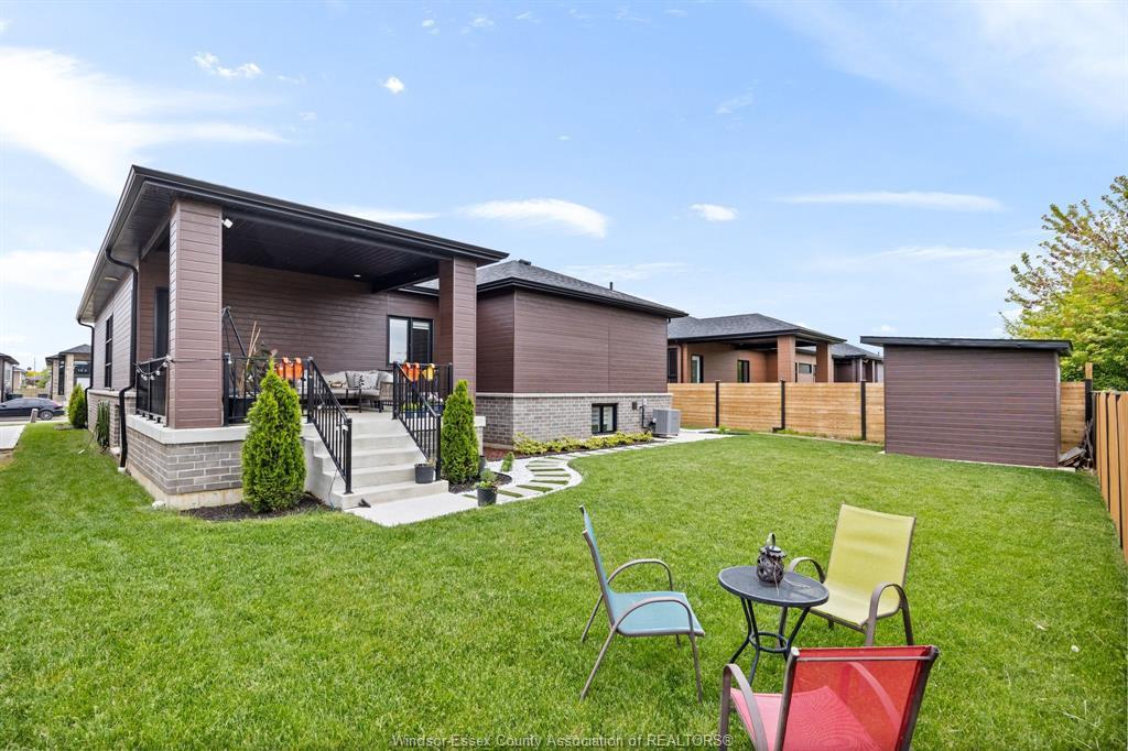 6 Woodland, Kingsville, ON