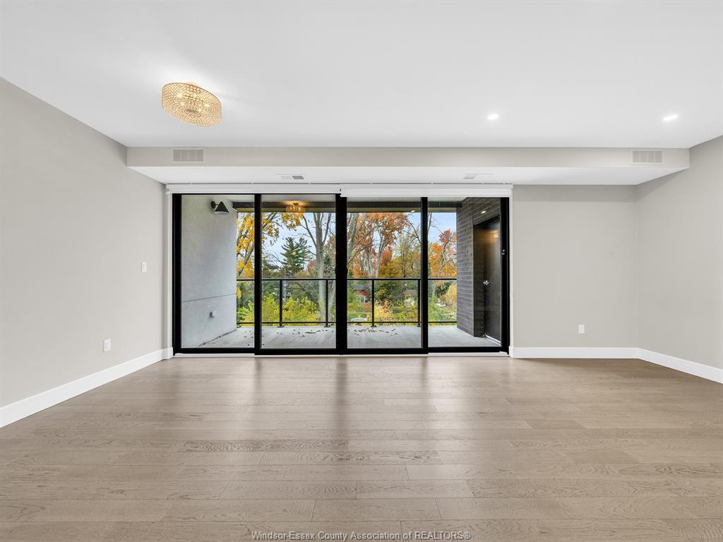 310-140 Main Street East, Kingsville, ON