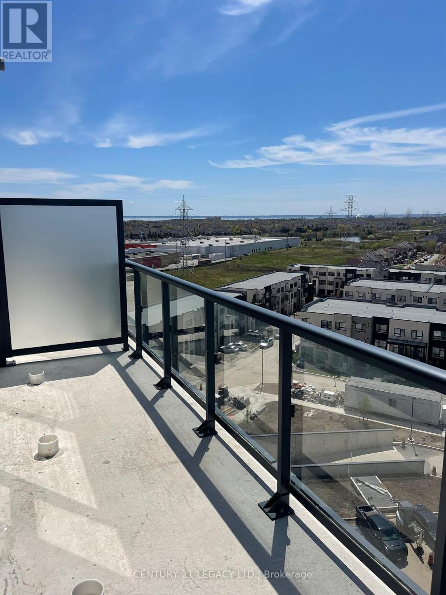 B1002 - 3200 Dakota Common, Burlington, ON - Outdoor With View