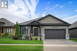 697 BARKER STREET Strathroy-Caradoc (Mount Brydges), ON N0L 1W0