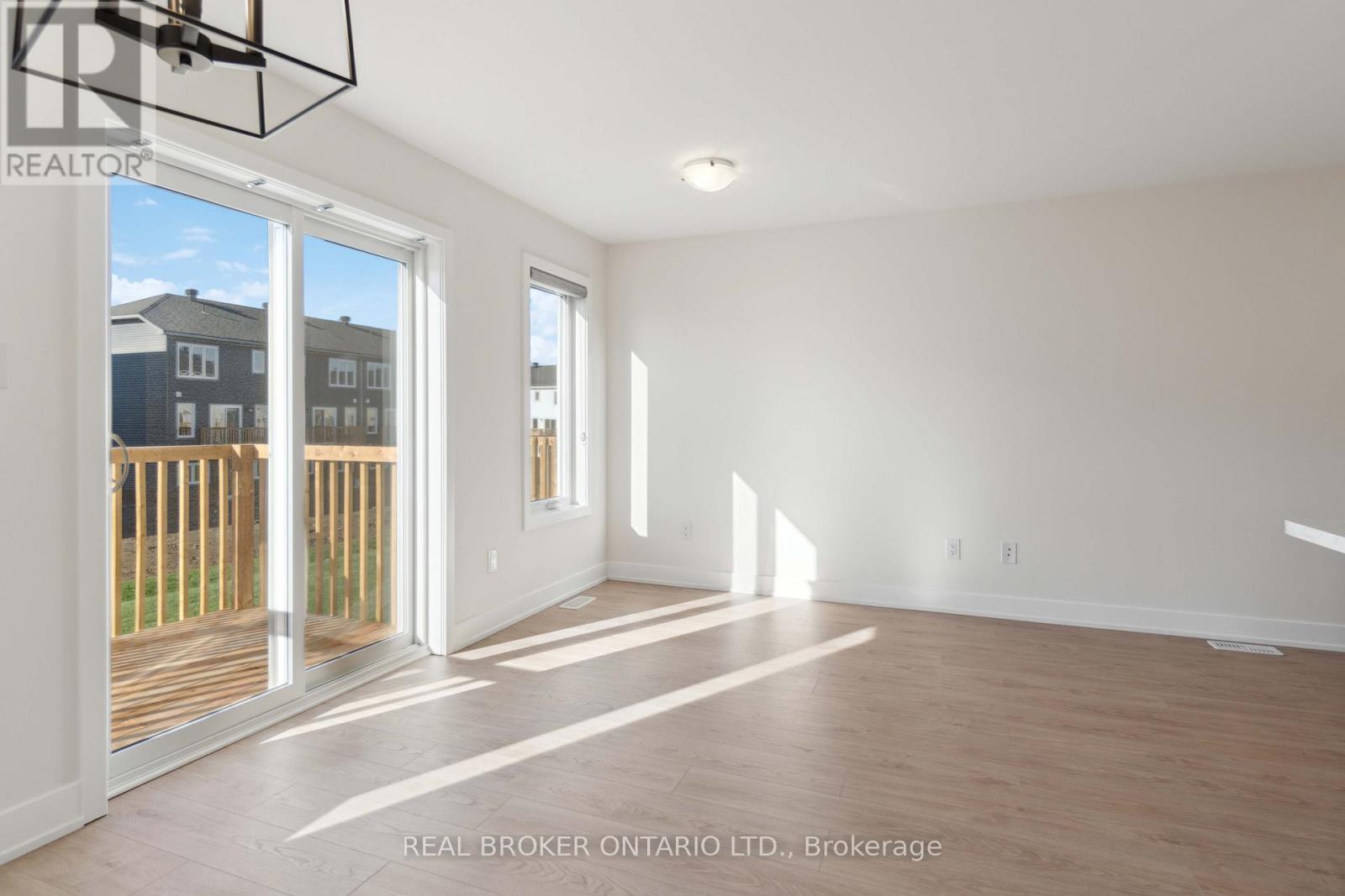16 Margaret Graham Terrace, Smiths Falls, ON - Indoor Photo Showing Other Room