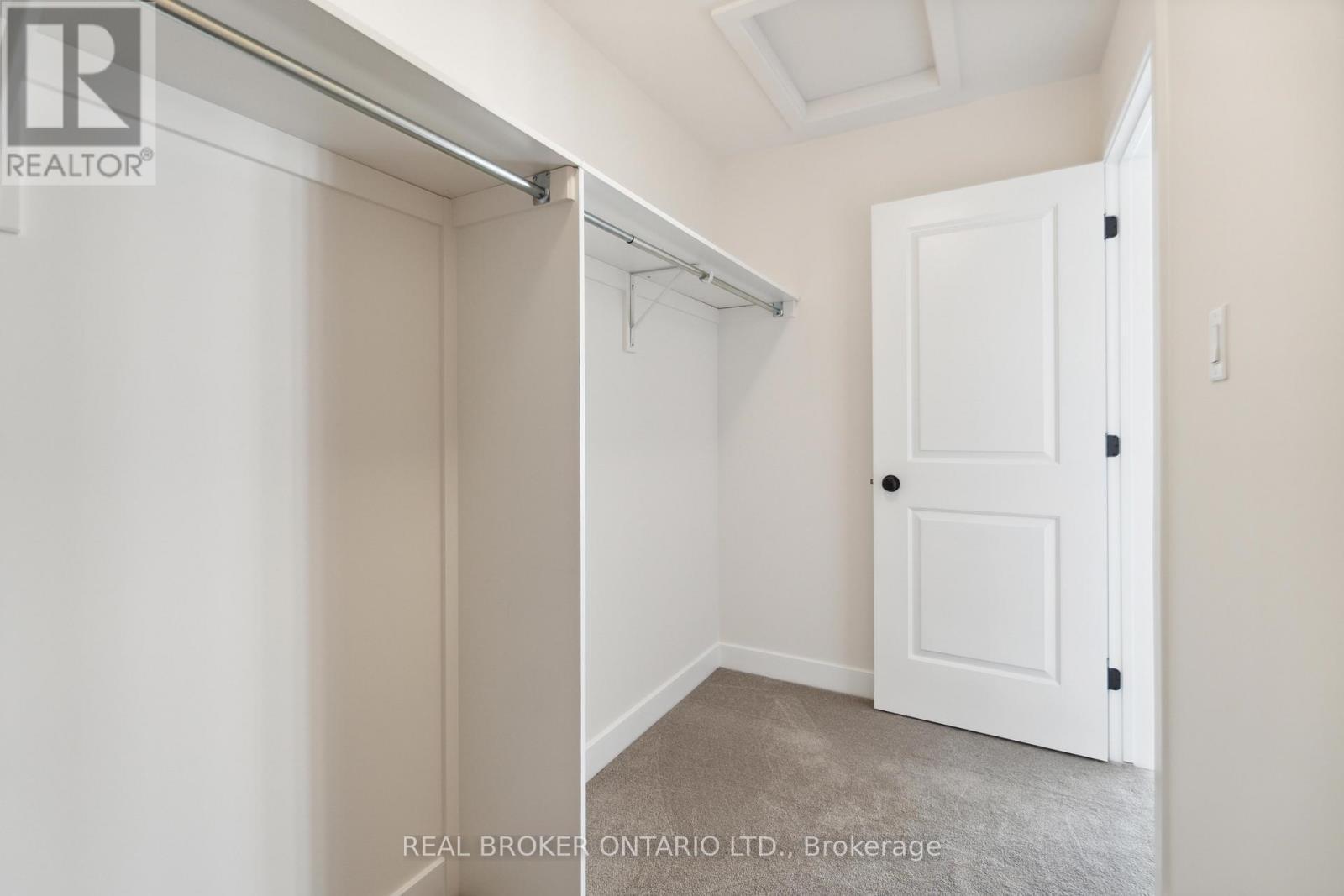 16 Margaret Graham Terrace, Smiths Falls, ON - Indoor