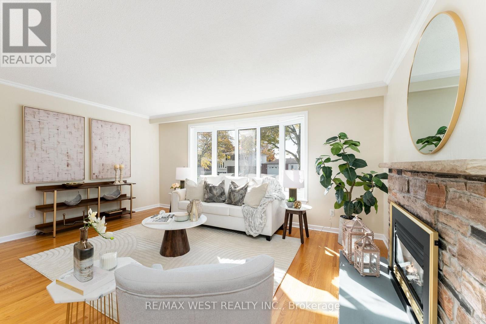 25 Bryant Road, Ajax, ON - Indoor Photo Showing Living Room With Fireplace