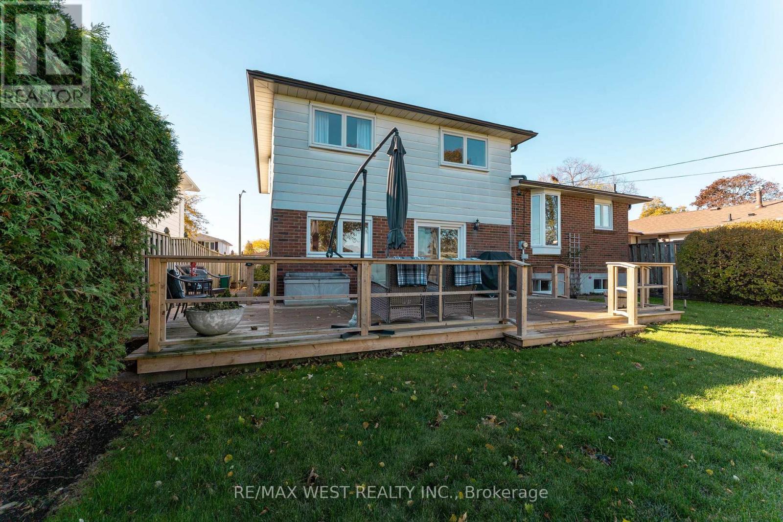 25 Bryant Road, Ajax, ON - Outdoor With Deck Patio Veranda