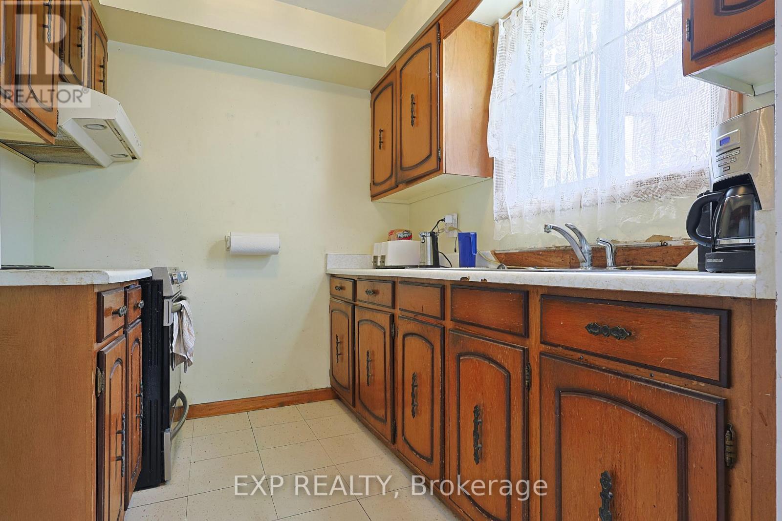 164 Augusta Crescent, London South (South X), ON - Indoor