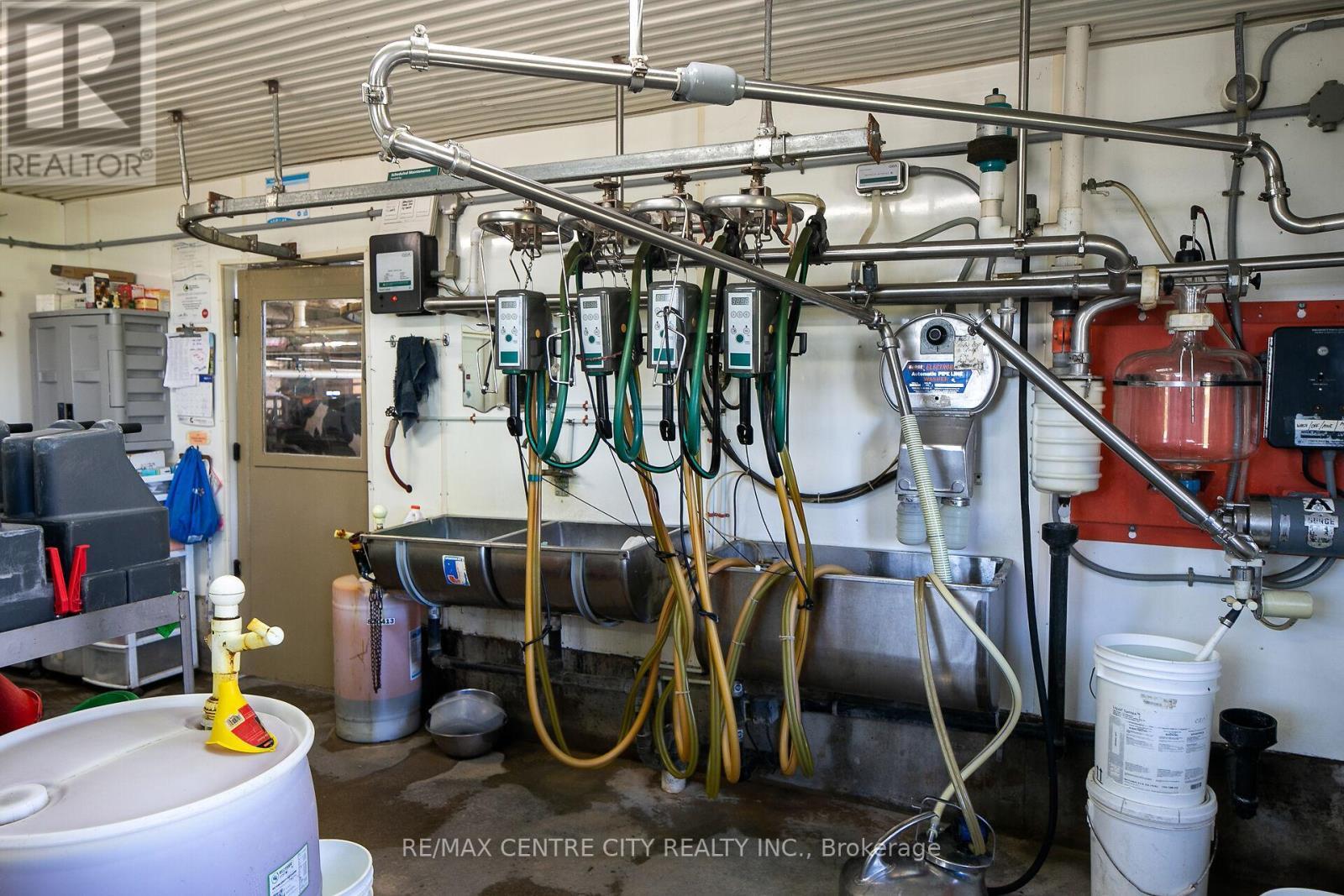 595224 4Th Line, Blue Mountains, ON - Indoor Photo Showing Other Room