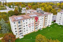 Location of unit in building -