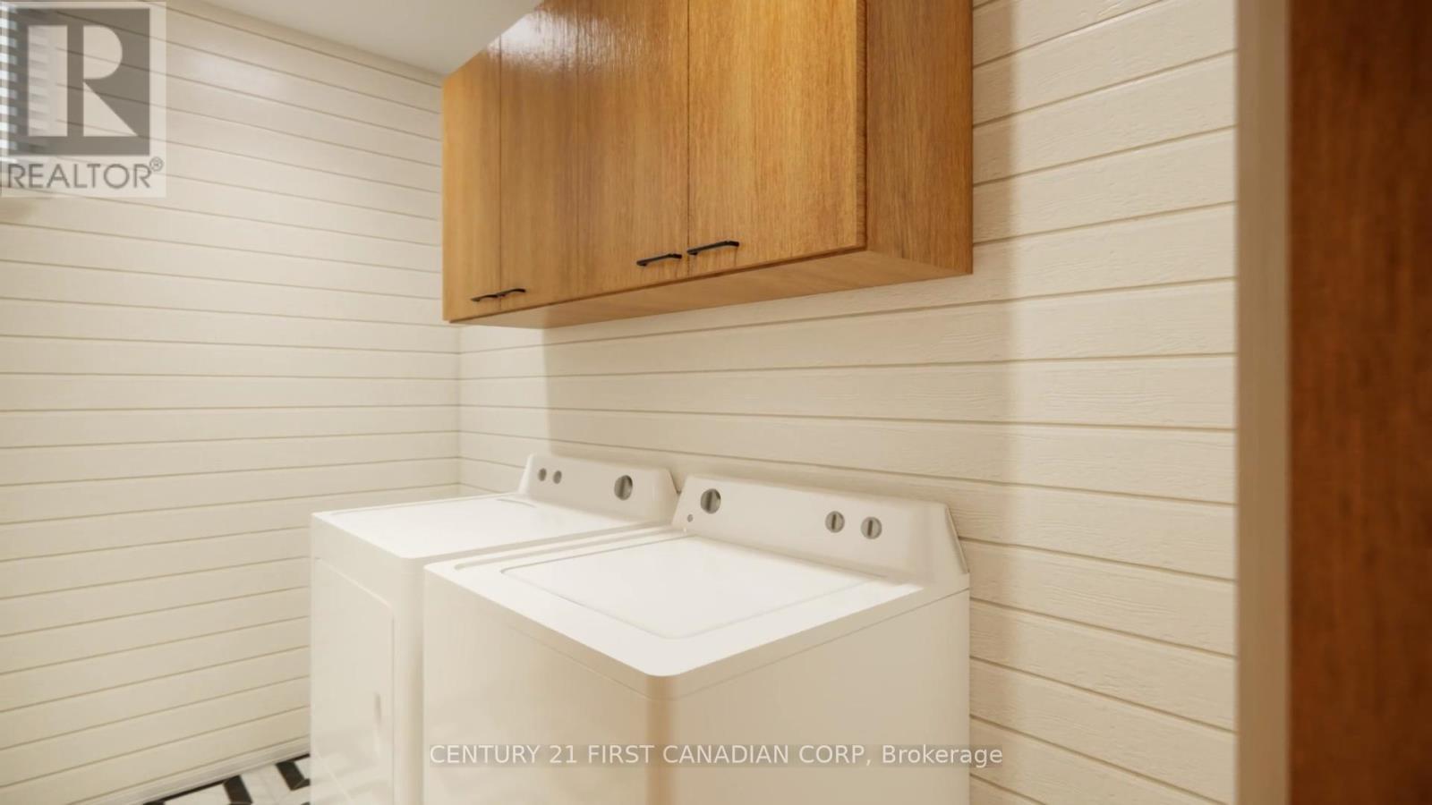 291 24 Highway W, Norfolk, ON - Indoor Photo Showing Laundry Room