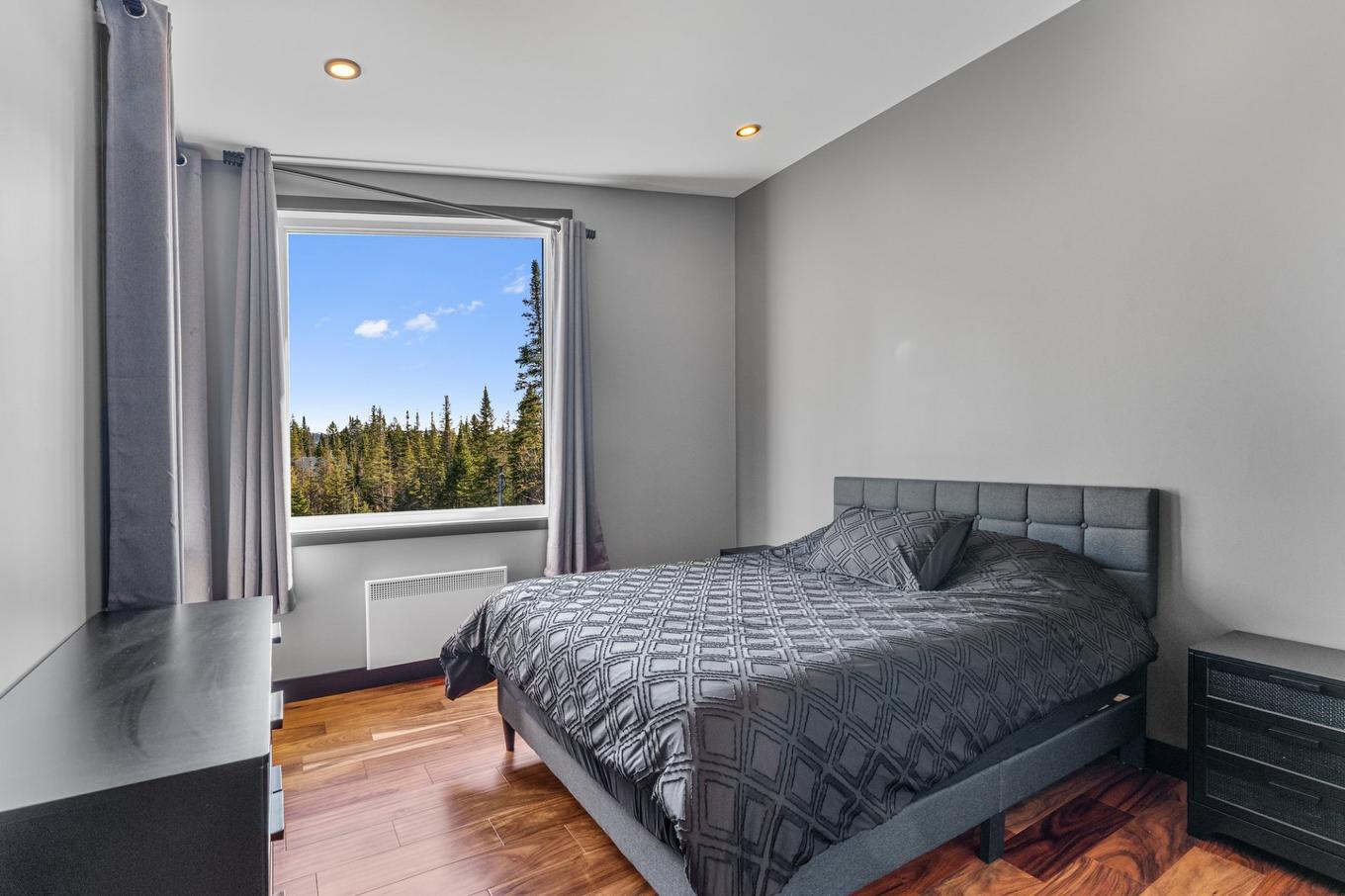 Bedroom - 2033 Ch. Du Boisé, Notre-Dame-De-La-Merci, QC - Indoor Photo Showing Bedroom