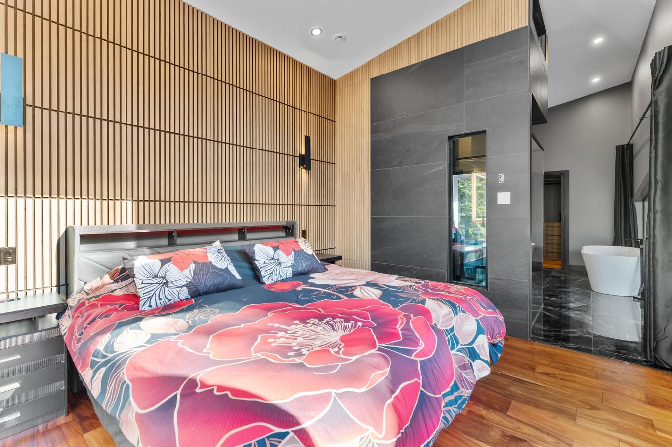 Primary bedroom - 2033 Ch. Du Boisé, Notre-Dame-De-La-Merci, QC - Indoor Photo Showing Bedroom