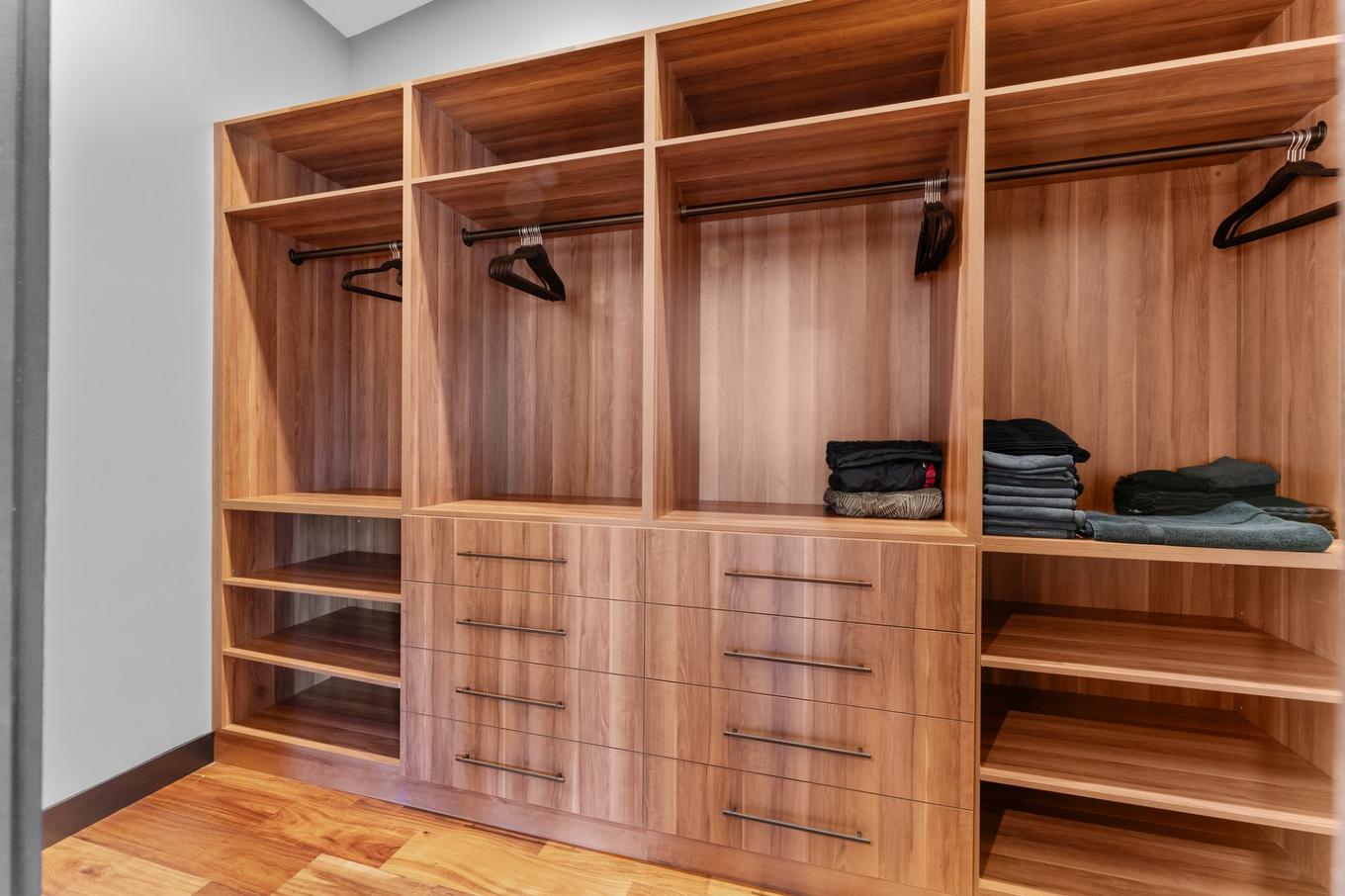 Walk-in closet - 2033 Ch. Du Boisé, Notre-Dame-De-La-Merci, QC - Indoor