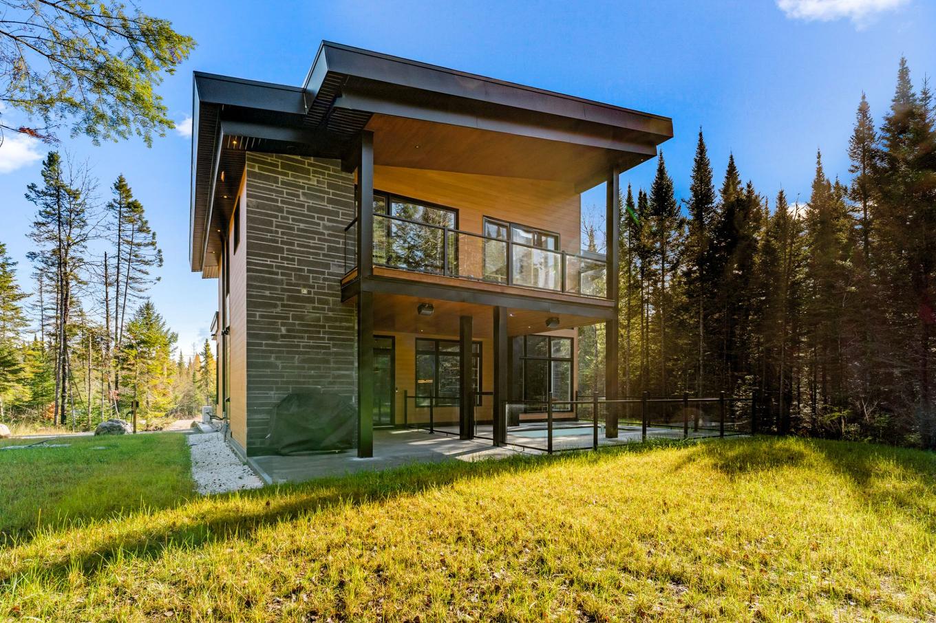 Back facade - 2033 Ch. Du Boisé, Notre-Dame-De-La-Merci, QC - Outdoor