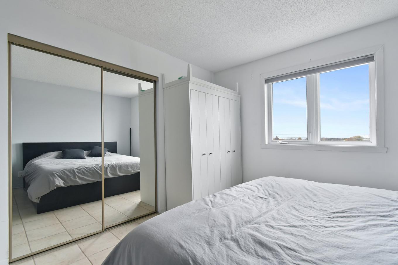 Chambre à coucher principale - 8-1191 Boul. Iberville, Repentigny (Repentigny), QC - Indoor Photo Showing Bedroom