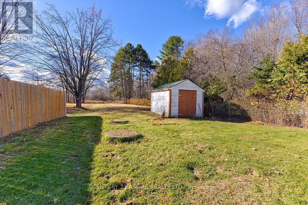 208 Golf Course Road, Laurentian Valley, ON - Outdoor