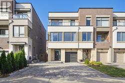 310 SQUIRE CRESCENT Oakville, ON L6H 0L9