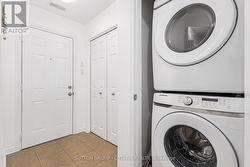 Foyer & in unit laundry -