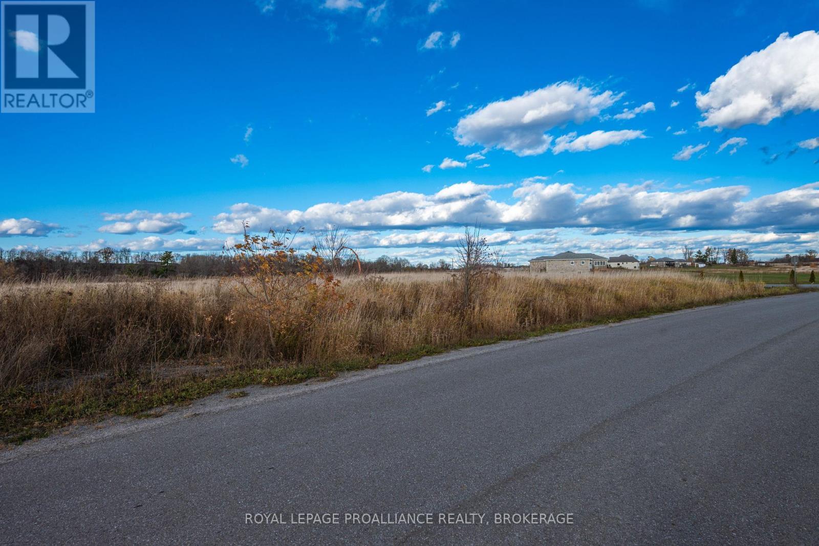 201 Mann Drive, Kingston (City North Of 401), ON