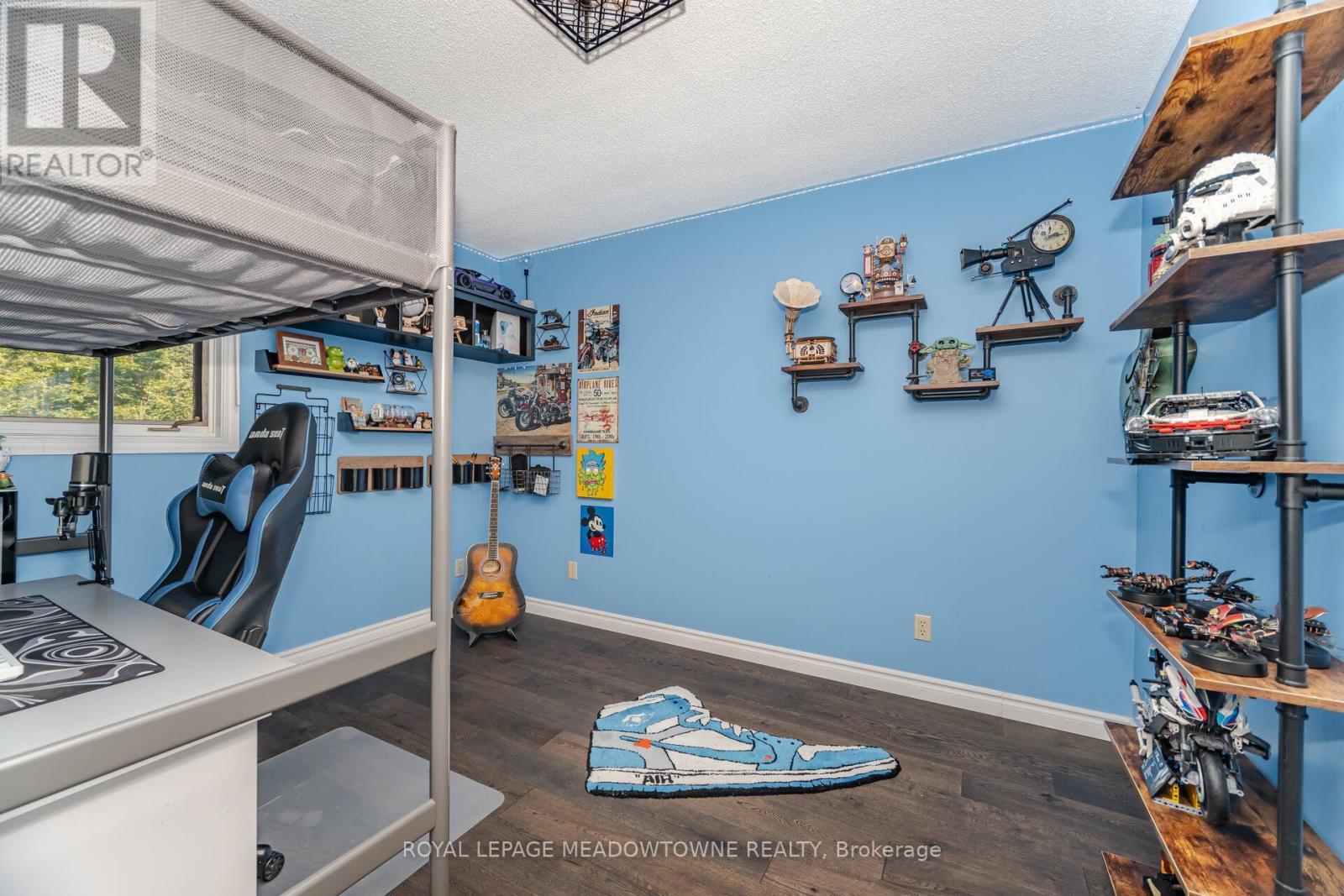 6 Hollis Crescent, East Gwillimbury, ON - Indoor