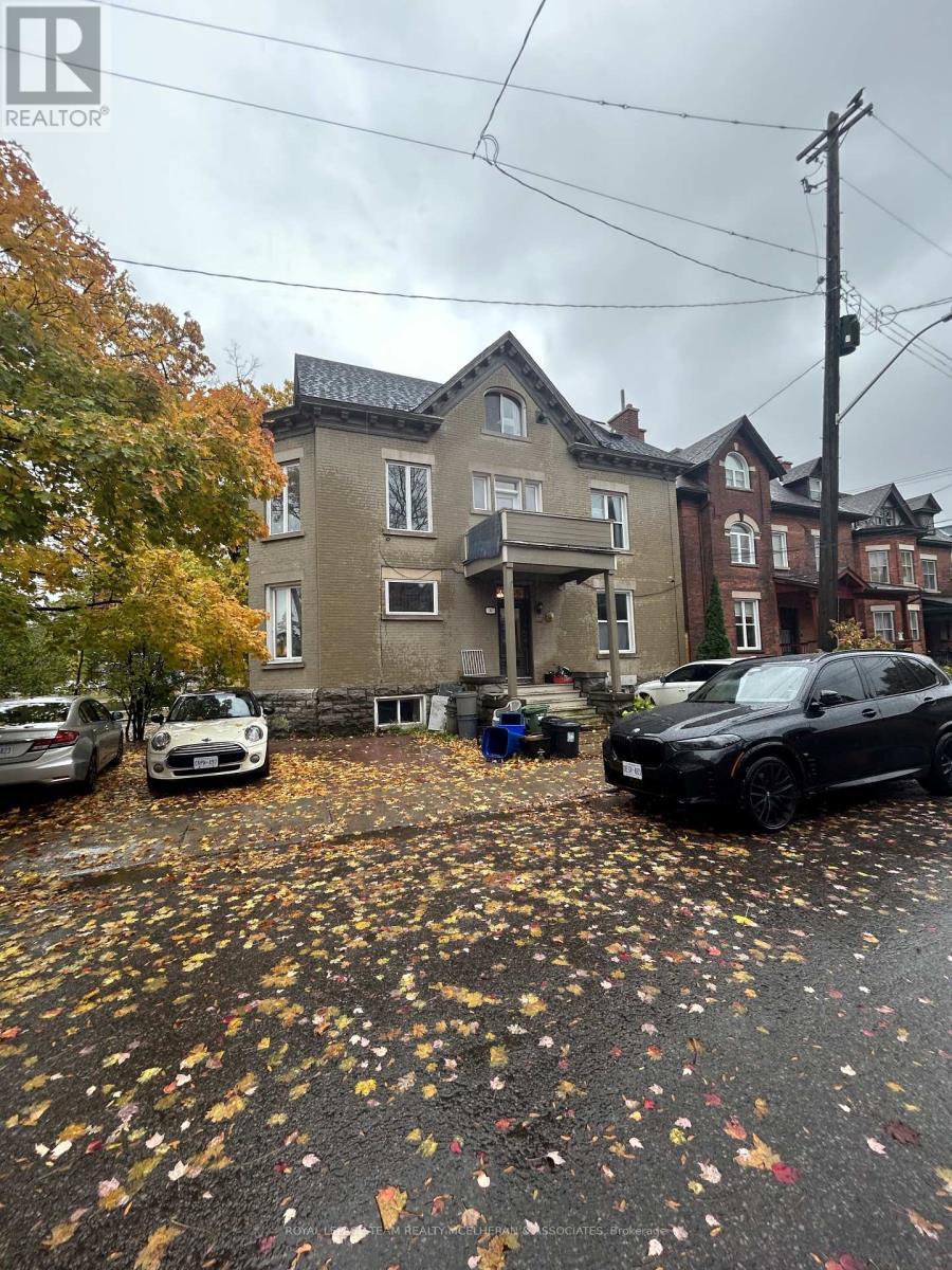 2 - 92 Queen Elizabeth Drive, Ottawa, ON - Outdoor