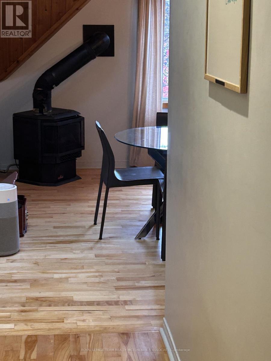 2 - 92 Queen Elizabeth Drive, Ottawa, ON - Indoor Photo Showing Other Room