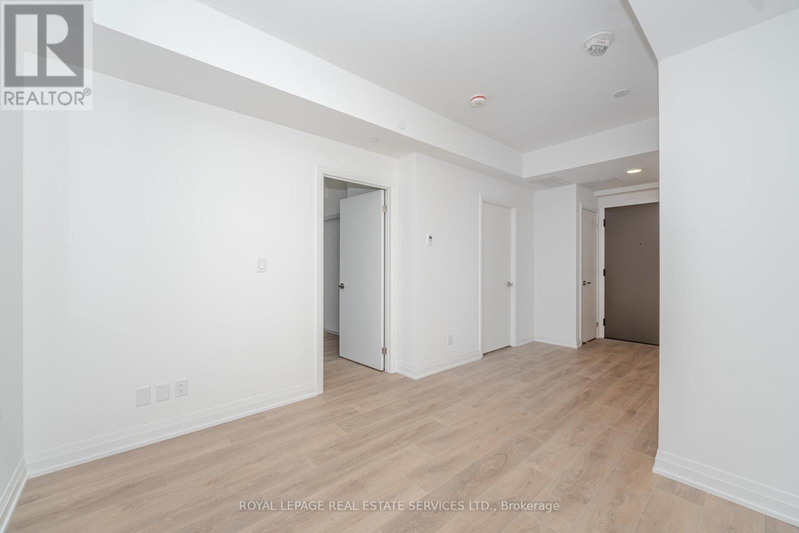 2309 - 4015 The Exchange, Mississauga, ON - Indoor Photo Showing Other Room