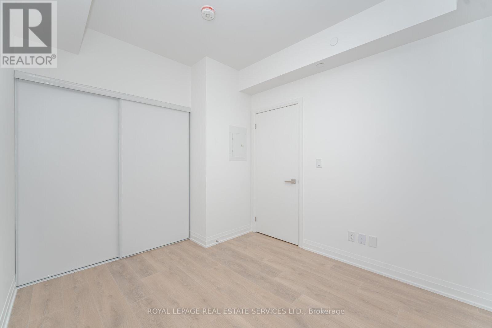 2309 - 4015 The Exchange, Mississauga, ON - Indoor Photo Showing Other Room