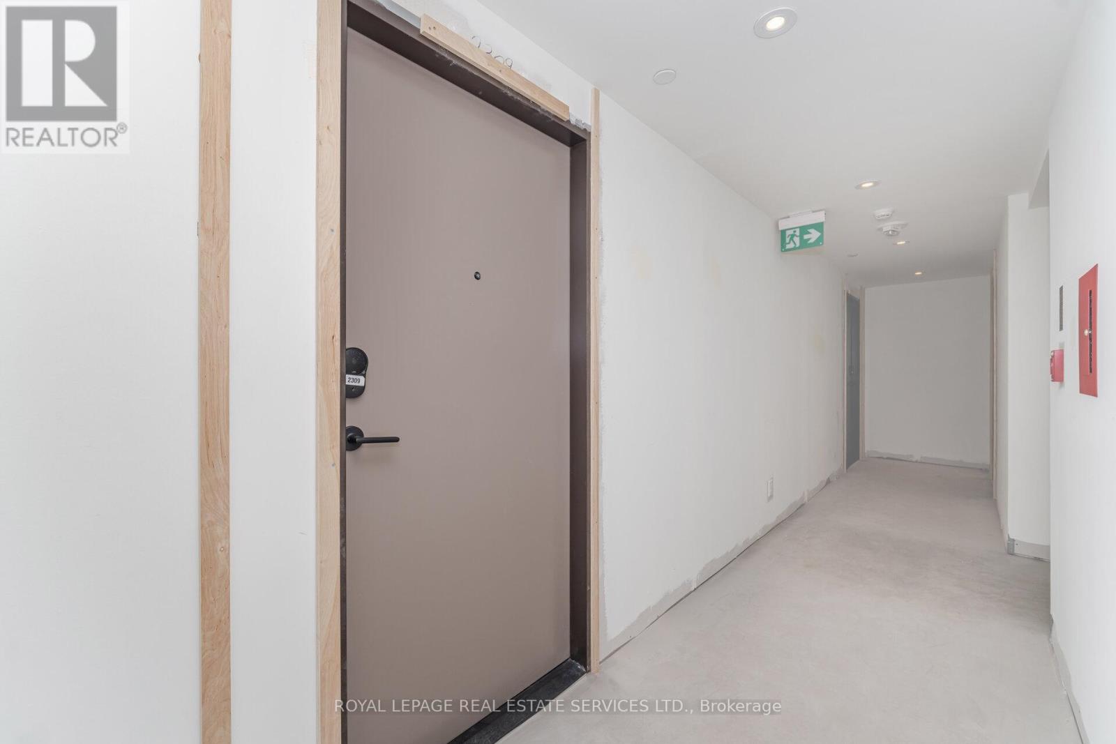 2309 - 4015 The Exchange, Mississauga, ON - Indoor Photo Showing Other Room