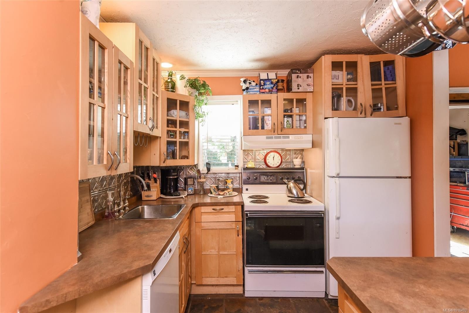 2767 Ulverston Ave, Cumberland, BC