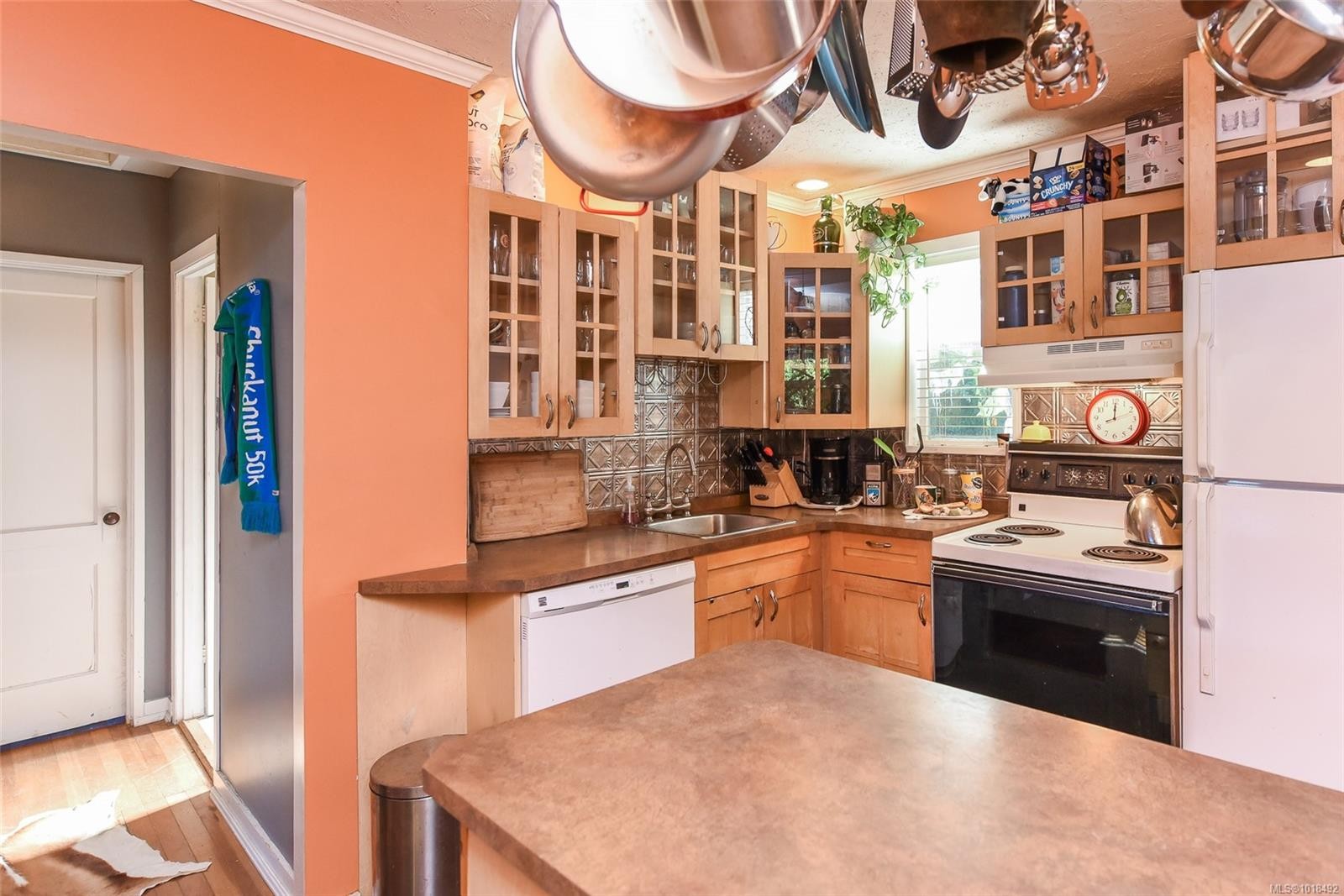 2767 Ulverston Ave, Cumberland, BC