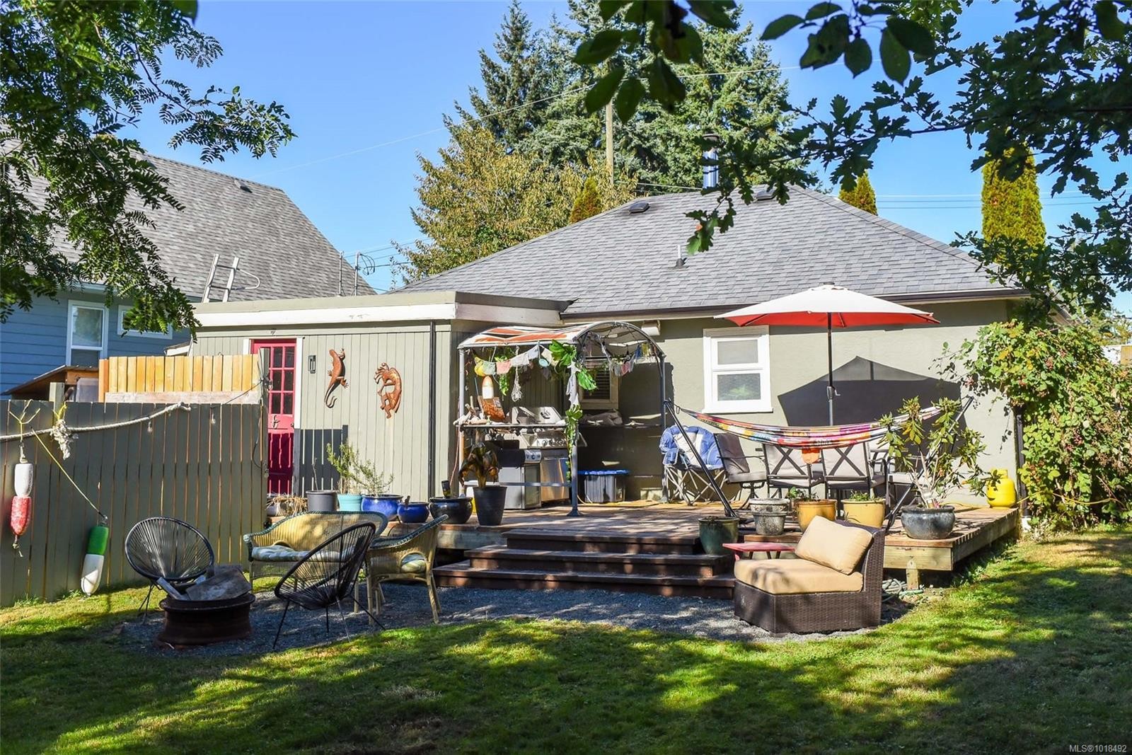 2767 Ulverston Ave, Cumberland, BC