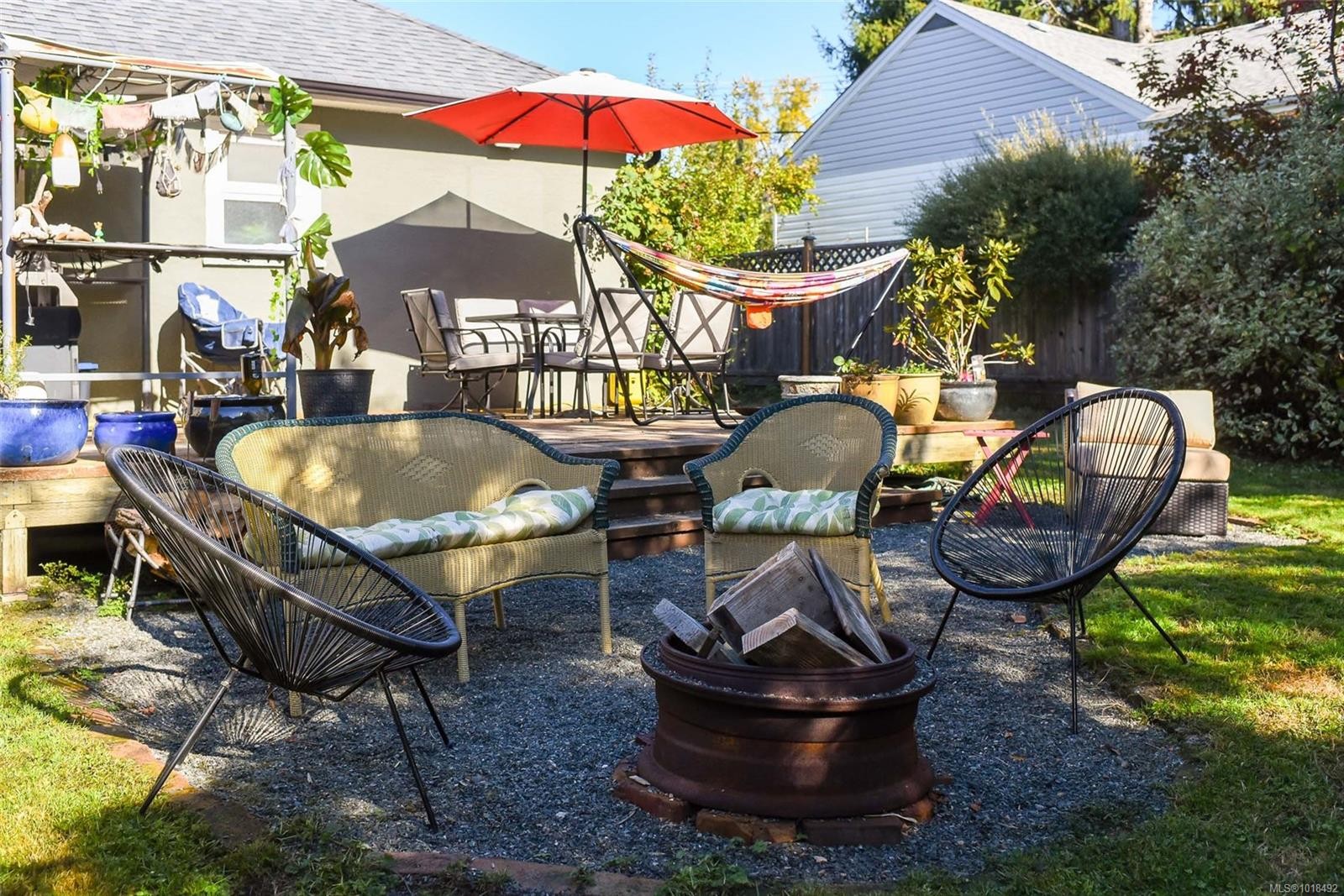 2767 Ulverston Ave, Cumberland, BC