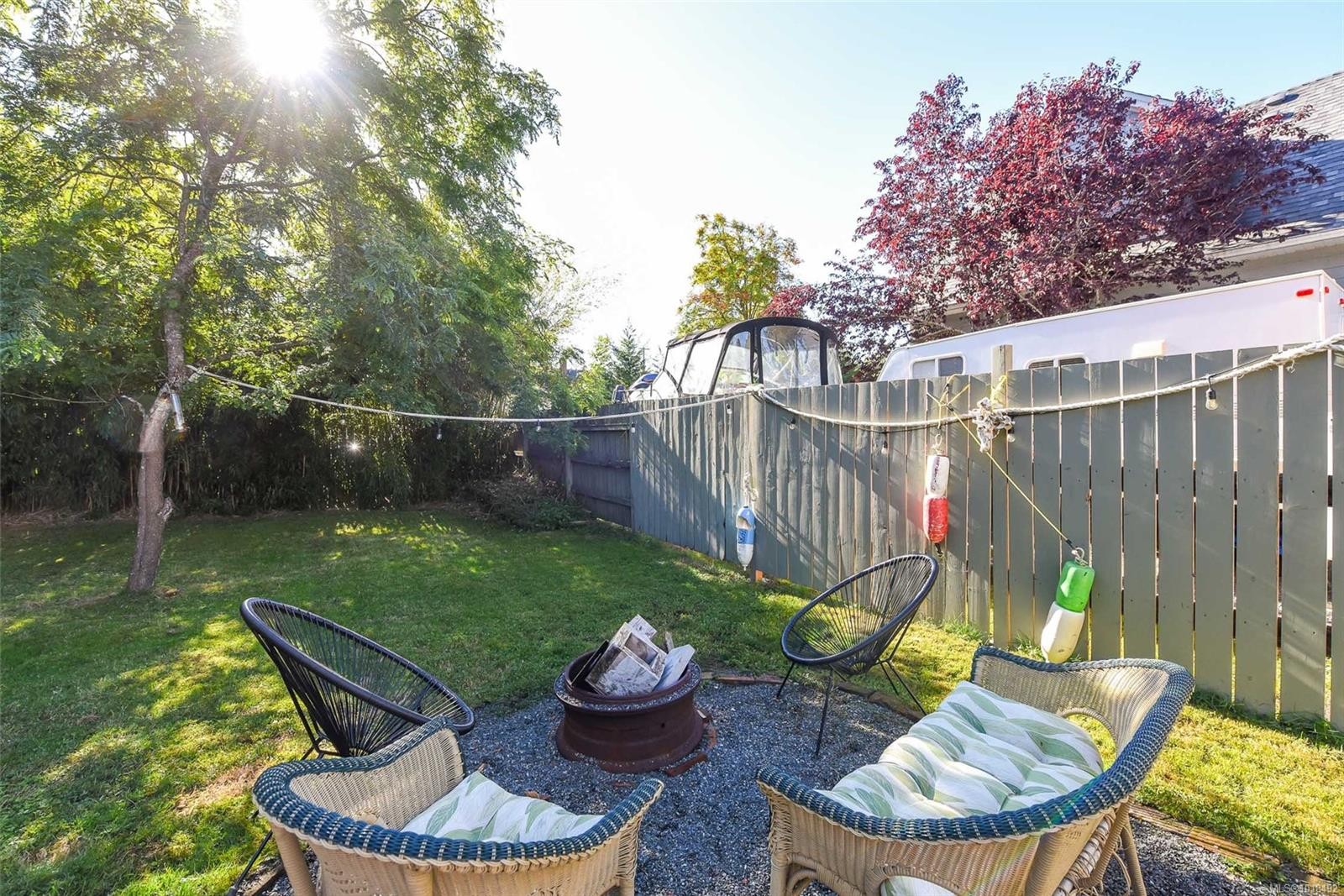 2767 Ulverston Ave, Cumberland, BC