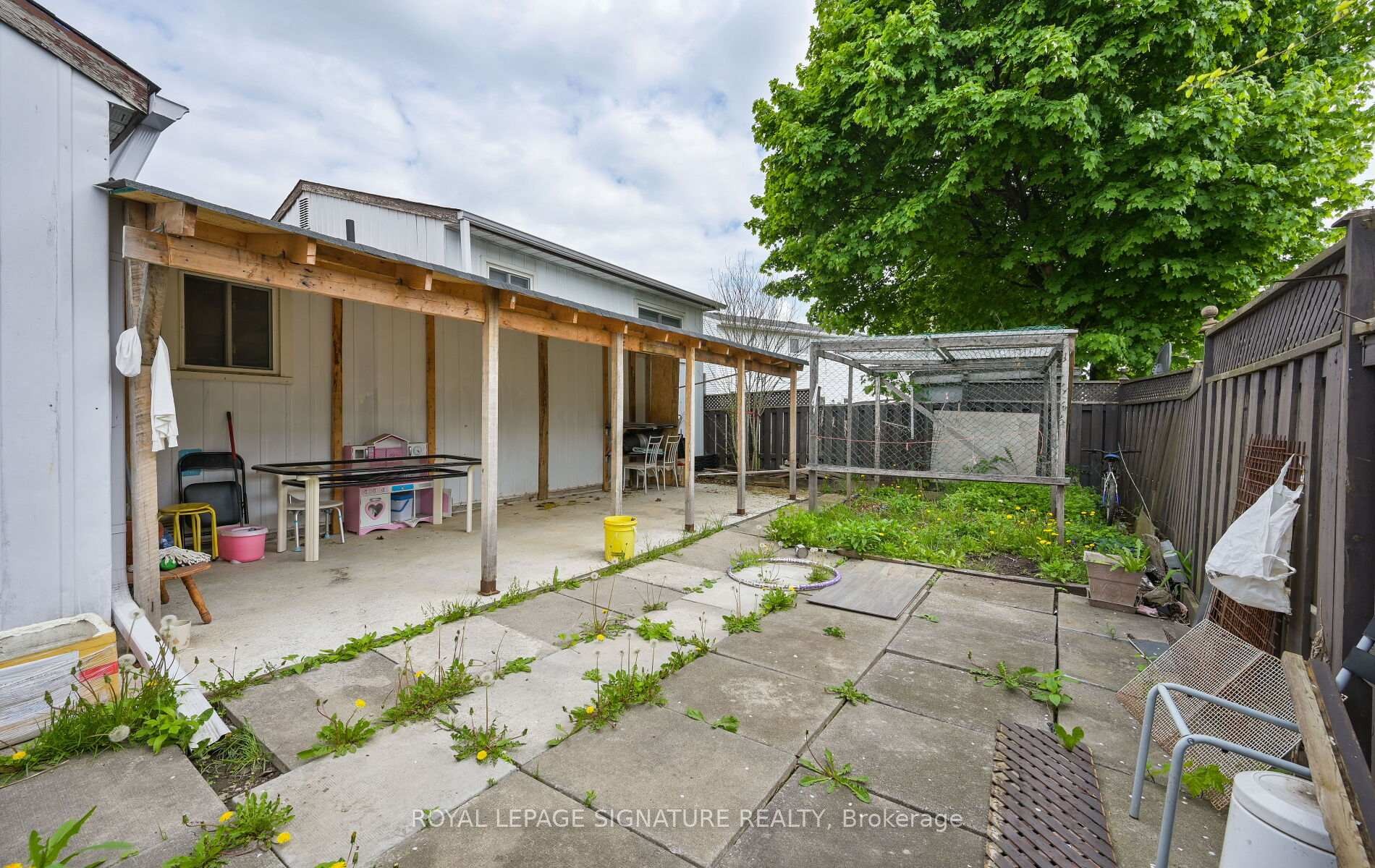 10 Heatherside Court, Brampton, ON - Outdoor