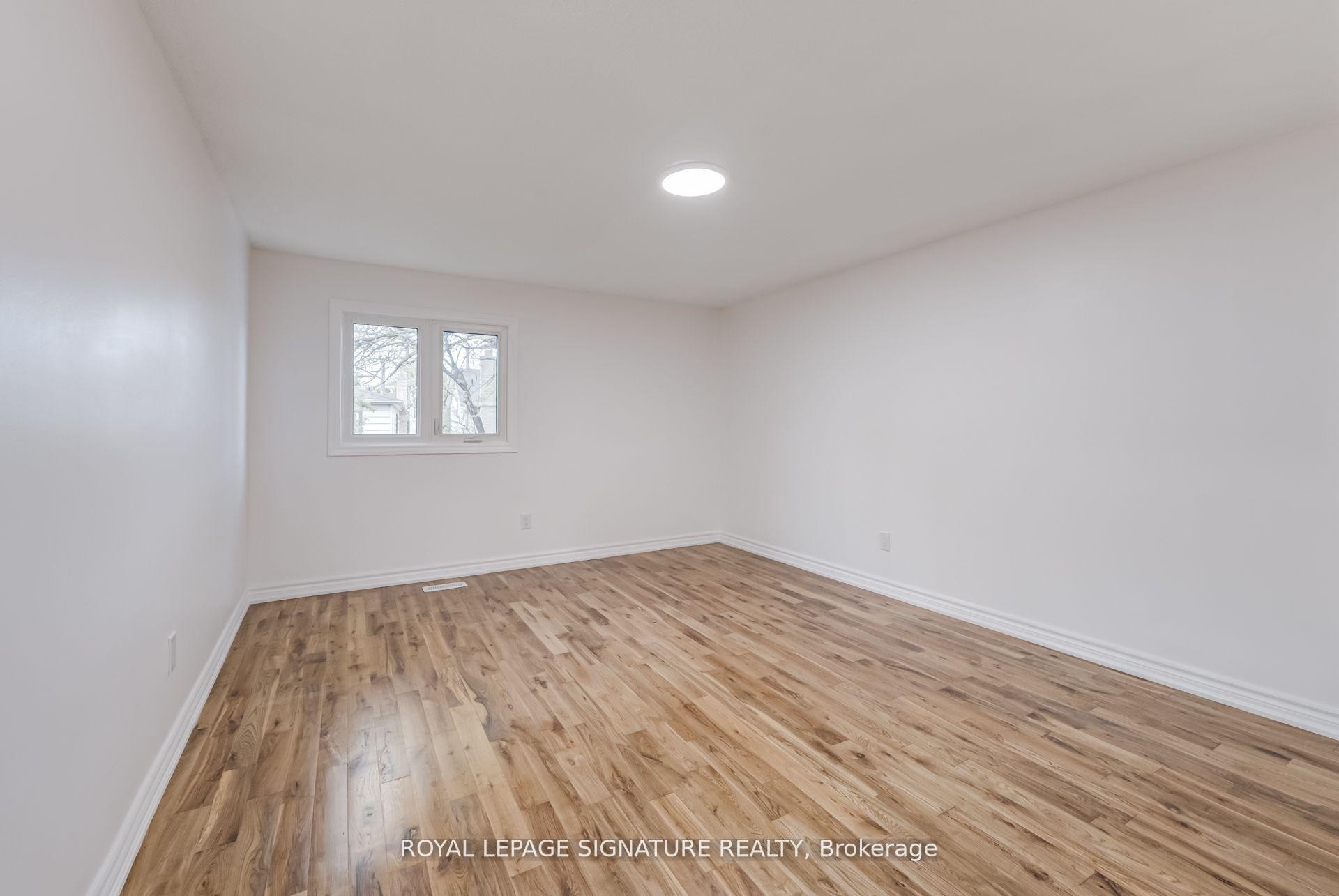 36 Denlow Drive, Brampton, ON - Indoor Photo Showing Other Room