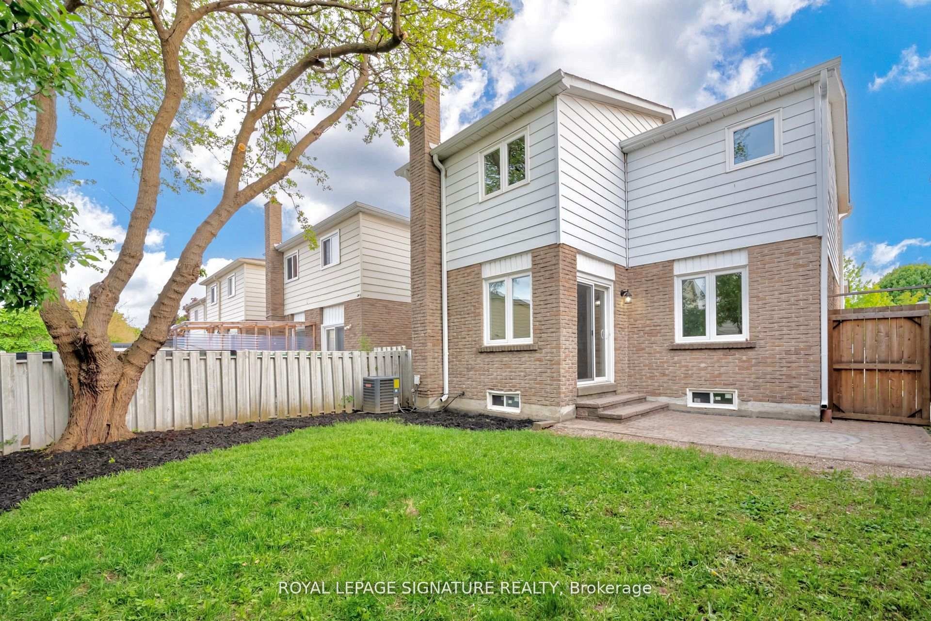 36 Denlow Drive, Brampton, ON - Outdoor