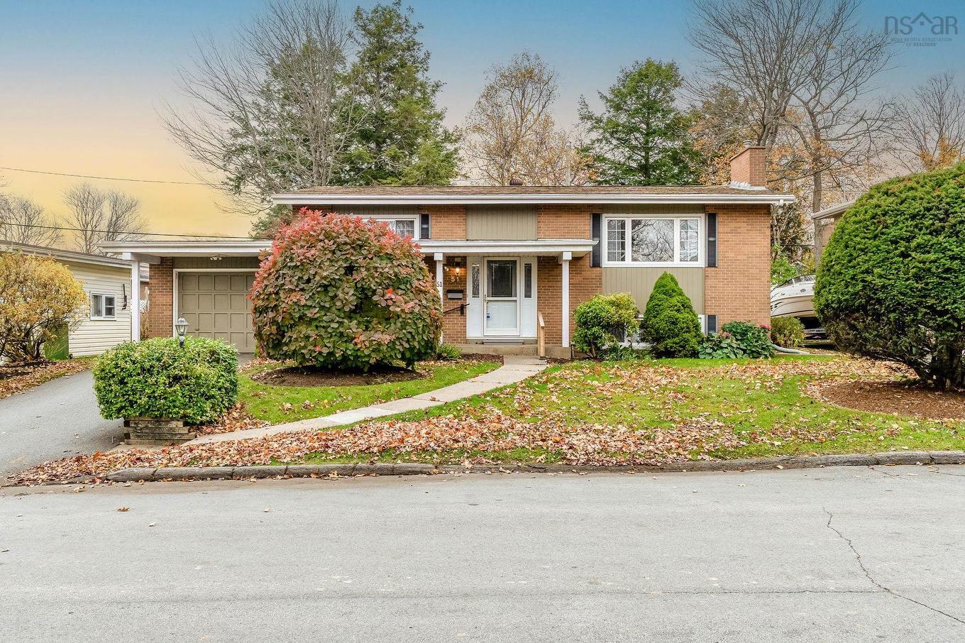 51 Woodward Crescent, Halifax, NS