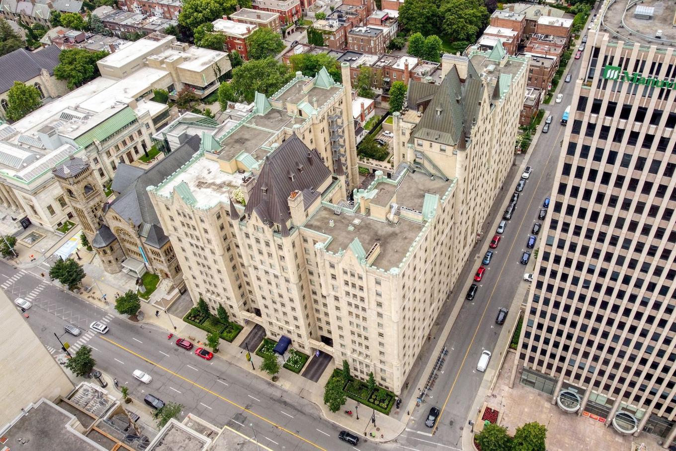 Photo aérienne - D-111-1321 Rue Sherbrooke O., Montréal (Ville-Marie), QC - Outdoor