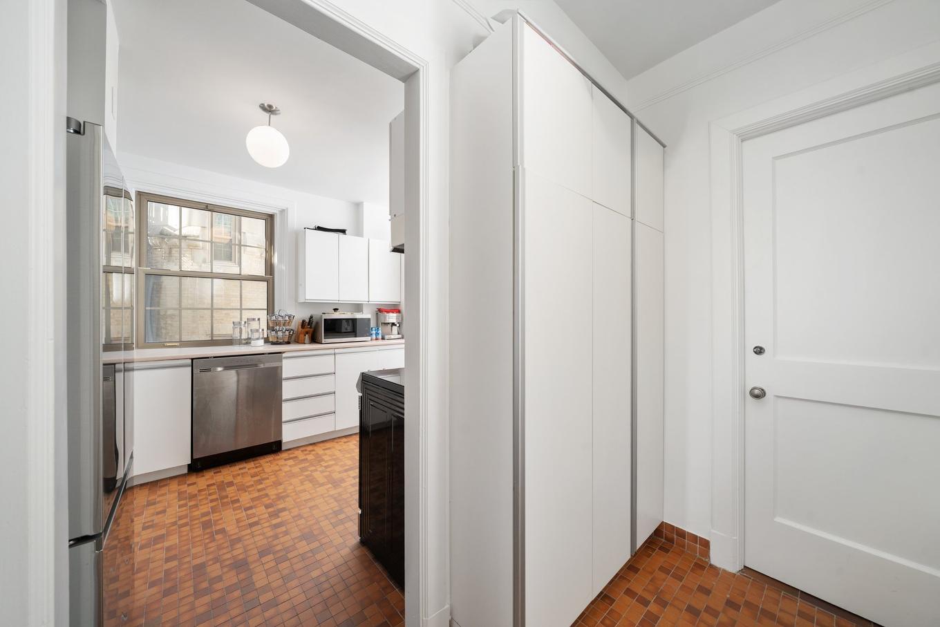 Hall d'entrée/Vestibule - D-111-1321 Rue Sherbrooke O., Montréal (Ville-Marie), QC - Indoor