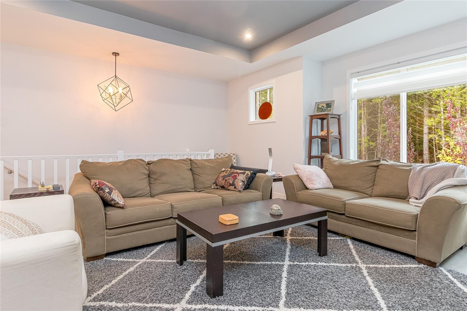 668 Eighth St, Nanaimo, BC