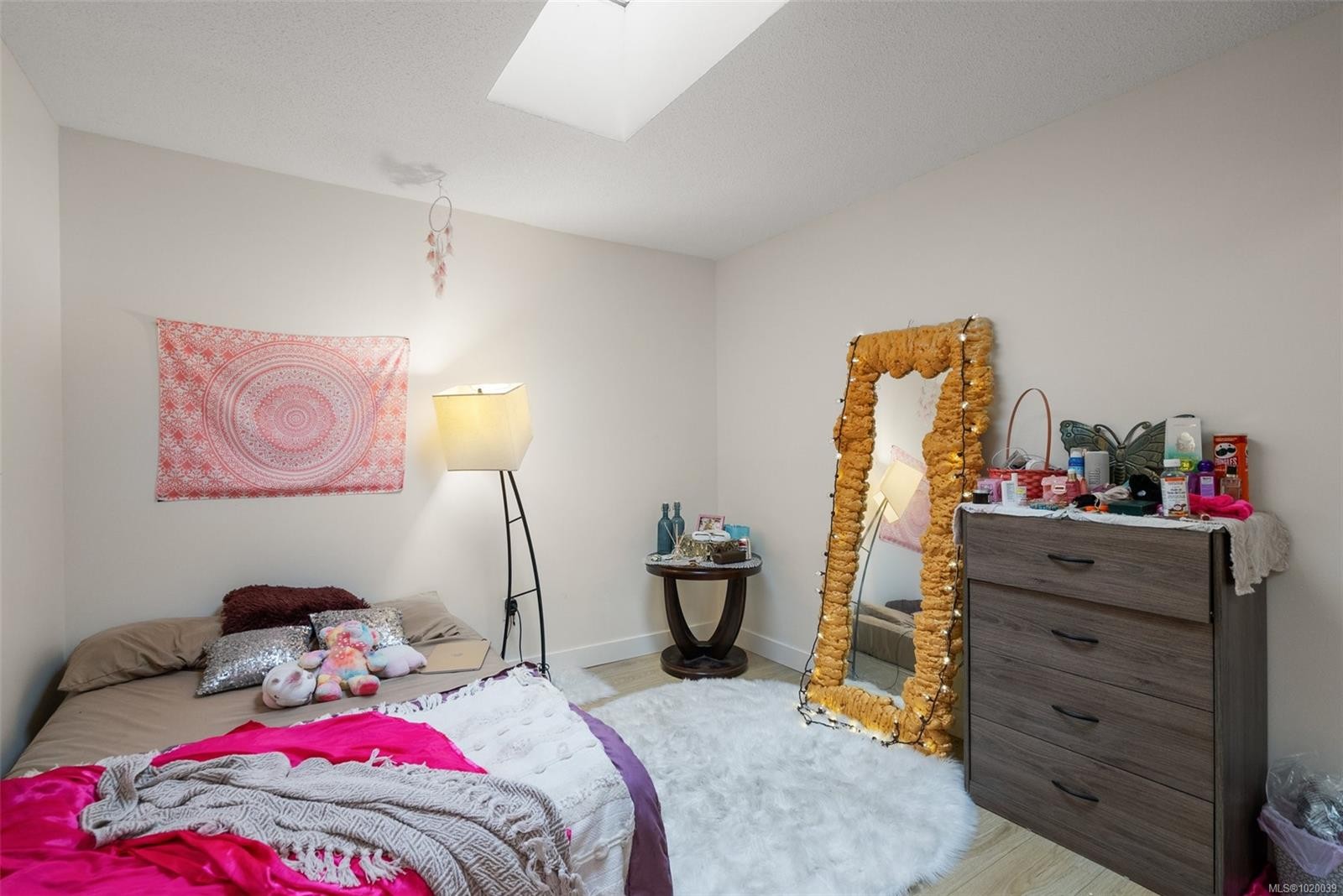 213-1991 Kaltasin Rd, Sooke, BC - Indoor Photo Showing Bedroom